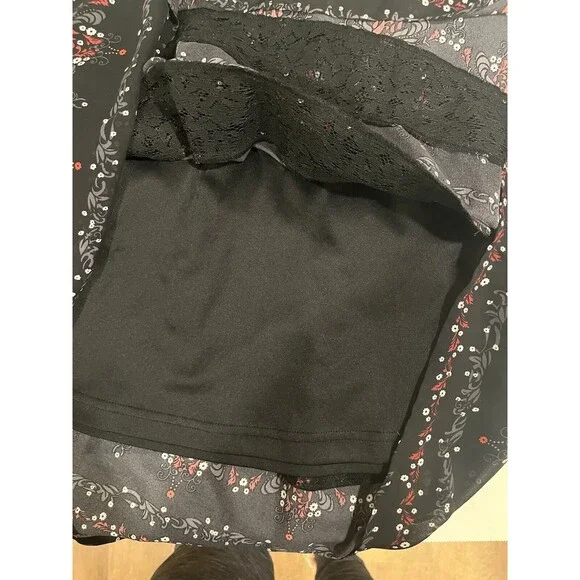 Doe & Rae Women’s Black w/Red Flowers Lace Dress Sz S Knee Length Gothic Witchy - Picture 9 of 15